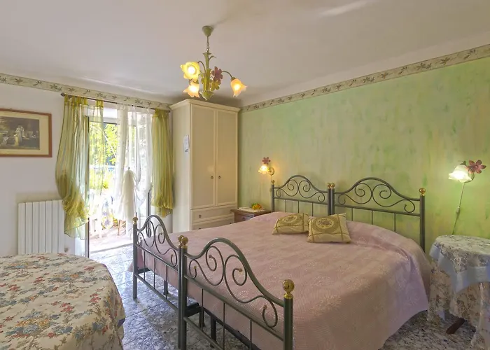 Camere Alisa